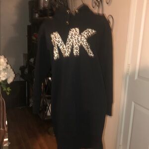 😲😲😲Michael Kors Black Long Sleeve Hoodie Dress with Leopard Print Logo